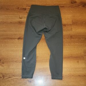 Lululemon AthleticaGreen High-Waisted Leggings Size 10 Used Great Condition